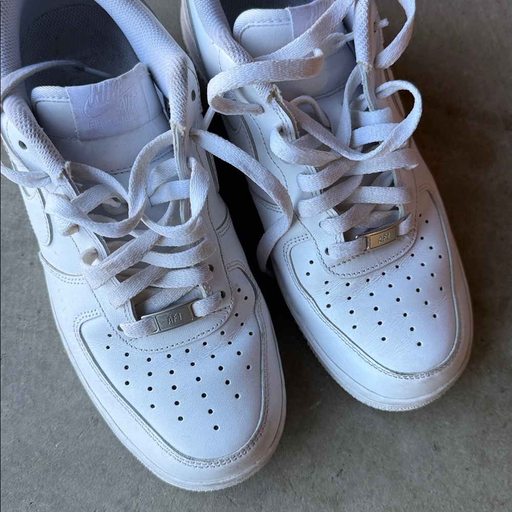 Nike AF1 - Picture 3 of 3